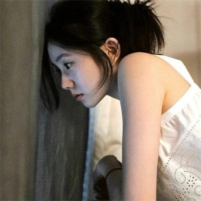 抓着彩虹的男人